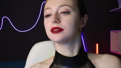 Carolina online show from January 2025 08:01:01 AM