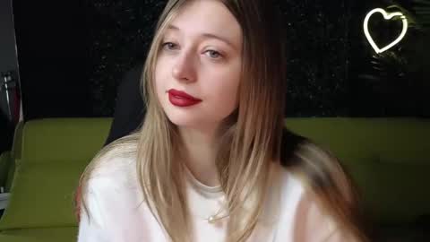 Carolina online show from February 2025 01:13:01 AM