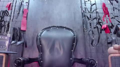 carolina online show from October 2025 09:03:02 PM