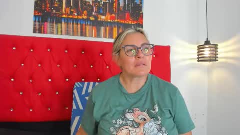 Snapshot of carolinacrus01 chatting on October 2025 06:57:02 PM Carolina online show from October 2025 06:57:02 PM