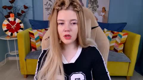 carolinasherry online show from February 2026 05:15:01 AM