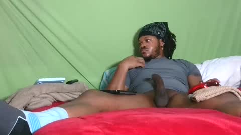 Snapshot of carolinayungin96 chatting on October 2025 05:19:02 PM carolinayungin96 online show from October 2025 05:19:02 PM