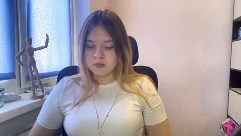 carolindueno online show from February 2026 07:40:01 AM