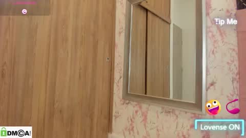 caroline daring online show from December 2025 12:55:01 PM