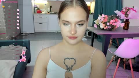 Caro online show from December 2024 02:42:01 AM