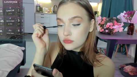 Caro online show from December 2024 02:39:01 AM