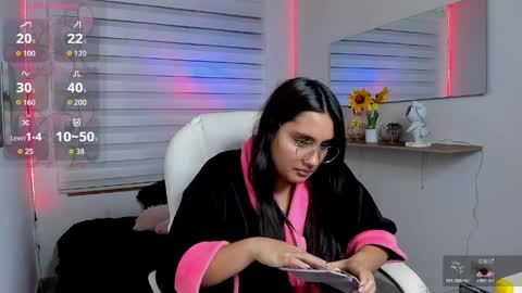caroline_rodriguez_9 online show from April 2026 01:42:02 AM