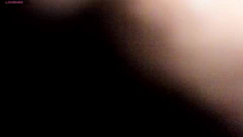 Caroline  online show from October 2025 02:31:01 PM