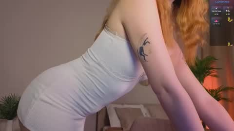 Snapshot of carolinnk chatting on November 2025 02:06:02 PM Caro online show from November 2025 02:06:02 PM