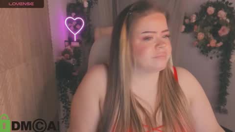 Snapshot of caroll_li chatting on March 2025 02:39:01 AM caroll_li online show from March 2025 02:39:01 AM