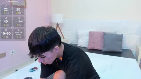 carolynfoster online show from April 2026 06:32:02 PM