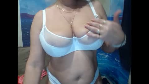 VicunaCool online show from December 2024 03:21:01 PM