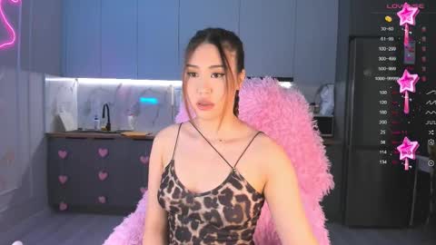 Snapshot of carpe_diemmm chatting on February 2025 08:45:02 PM Yummi online show from February 2025 08:45:02 PM