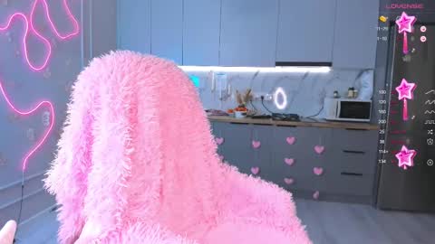 Snapshot of carpe_diemmm chatting on February 2025 08:03:01 PM Yummi online show from February 2025 08:03:01 PM