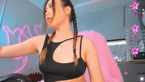 Snapshot of carpe_diemmm chatting on February 2025 08:49:02 PM Yummi online show from February 2025 08:49:02 PM
