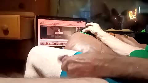 caryb online show from April 2026 03:01:01 PM