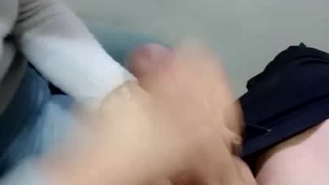 Snapshot of casal_301 chatting on January 2025 12:27:01 PM casal_301 online show from January 2025 12:27:01 PM