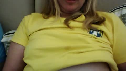 Snapshot of casaliniciantee chatting on June 2026 01:52:01 AM casaliniciantee online show from June 2026 01:52:01 AM