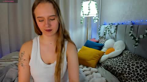 Casey sweeet online show from March 2026 02:49:02 PM