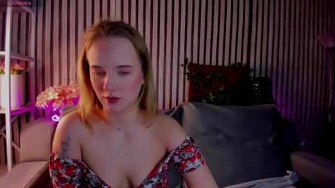 Casey sweeet online show from April 2026 09:15:01 AM