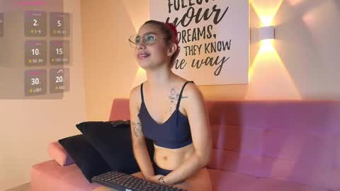 Casey online show from November 2025 12:48:02 PM