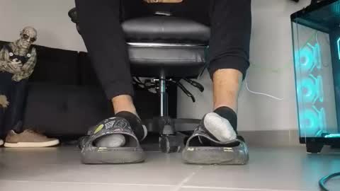 cash_master777 online show from April 2026 12:45:01 AM