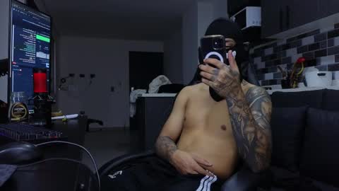 Snapshot of cash_master777 chatting on June 2026 10:04:02 PM cash_master777 online show from June 2026 10:04:02 PM