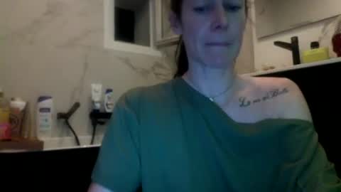 Snapshot of cassandra06400 chatting on October 2025 06:50:01 PM cassandra06400 online show from October 2025 06:50:01 PM