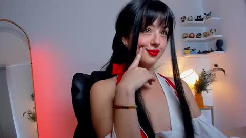 Cassie online show from October 2025 04:19:02 PM