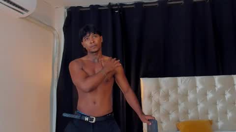 CASSIAN GOLD online show from April 2026 04:46:01 AM