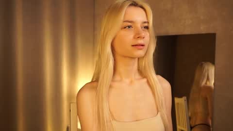 Cassie online show from March 2025 05:34:02 PM