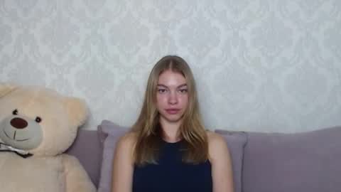 Snapshot of cassiedii chatting on September 2025 05:52:02 AM Tina online show from September 2025 05:52:02 AM