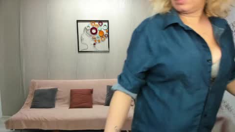 CassieJonas online show from April 2026 03:18:01 AM