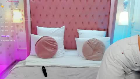 Curly online show from April 2026 05:07:01 AM