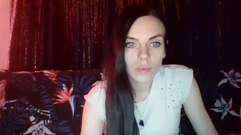 Cassie online show from September 2025 07:08:01 PM