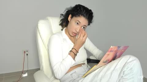 Cami online show from September 2025 04:07:01 AM