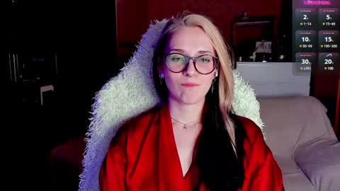Ellie online show from March 2025 09:42:02 PM