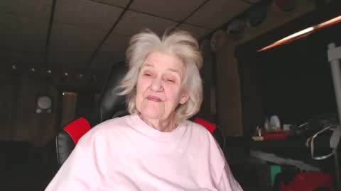 cat online show from December 2024 05:14:01 PM