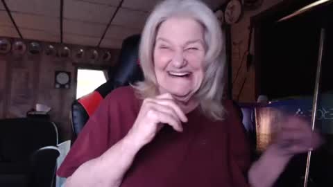 cat online show from September 2025 05:02:01 PM