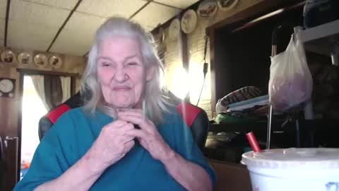 cat online show from October 2025 05:36:02 PM