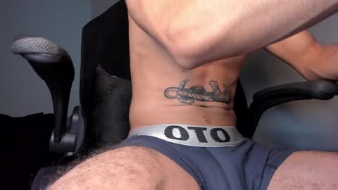 Snapshot of cat_cash_ chatting on January 2025 06:46:01 AM cat_cash_ online show from January 2025 06:46:01 AM