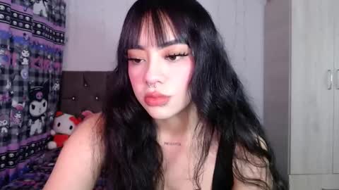 Mila online show from September 2025 06:06:02 AM