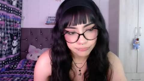 Mila online show from March 2026 05:24:01 AM