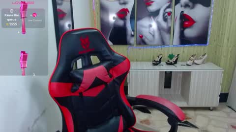 Snapshot of catalehia_milk chatting on January 2025 03:33:02 AM C A T A L E H I A online show from January 2025 03:33:02 AM
