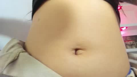 Snapshot of catalehia_milk chatting on October 2025 09:17:02 PM C A T A L E H I A online show from October 2025 09:17:02 PM