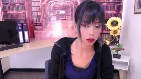 Snapshot of catalella_ar chatting on September 2025 03:06:02 AM Queen Catalella online show from September 2025 03:06:02 AM