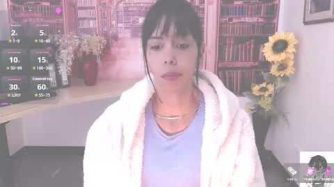 Snapshot of catalella_ar chatting on September 2025 03:19:01 AM Queen Catalella online show from September 2025 03:19:01 AM