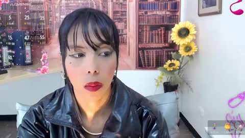 Snapshot of catalella_ar chatting on October 2025 03:09:01 AM Queen Catalella online show from October 2025 03:09:01 AM