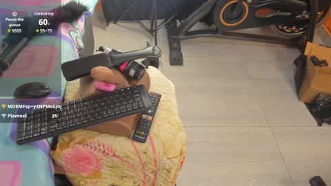 Snapshot of cataleya19__ chatting on January 2025 03:02:01 PM cataleya19__ online show from January 2025 03:02:01 PM