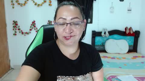 isabel online show from January 2025 11:16:01 PM
